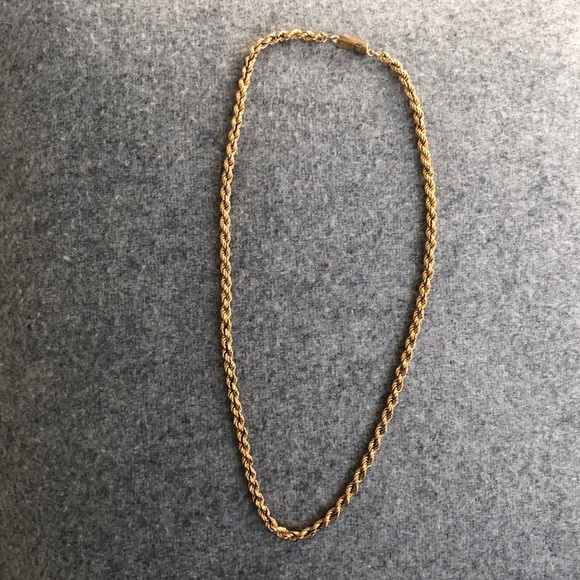 Jewelry - 🖤 Vintage 18K Gold Necklace
